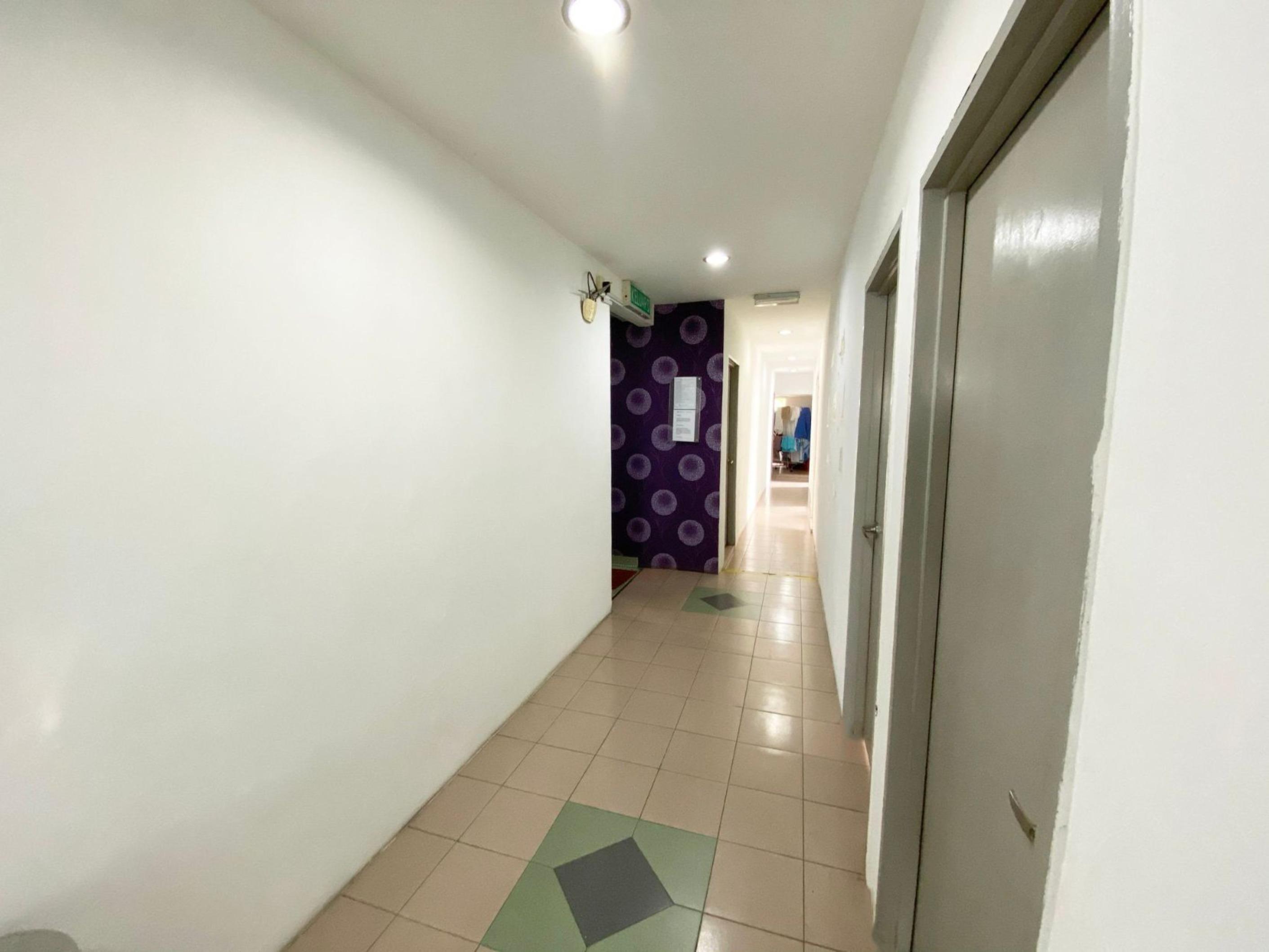 Lucky Hotel Τζόχορ Μπάχρου Εξωτερικό φωτογραφία